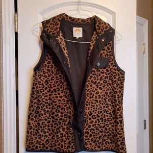 Leopard print vest